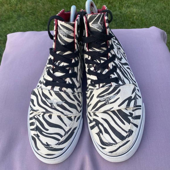 Creative Recreation Cesario Hi XVI Zebra Print   Women's Size 7 Sneaker Shoe - Picture 3 of 11
